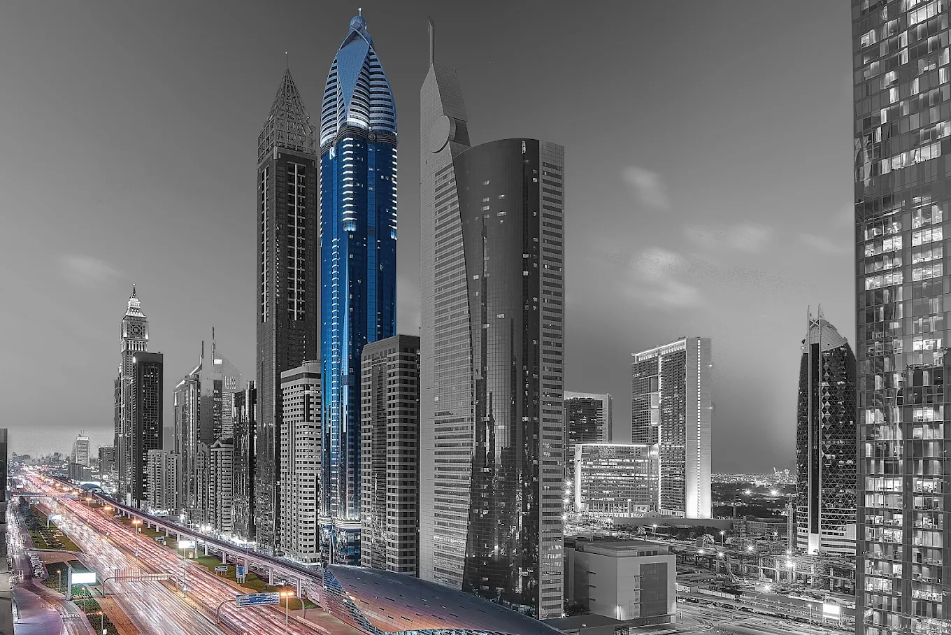 Dubai's Iconic Stay – Rose Rayhaan by Rotana