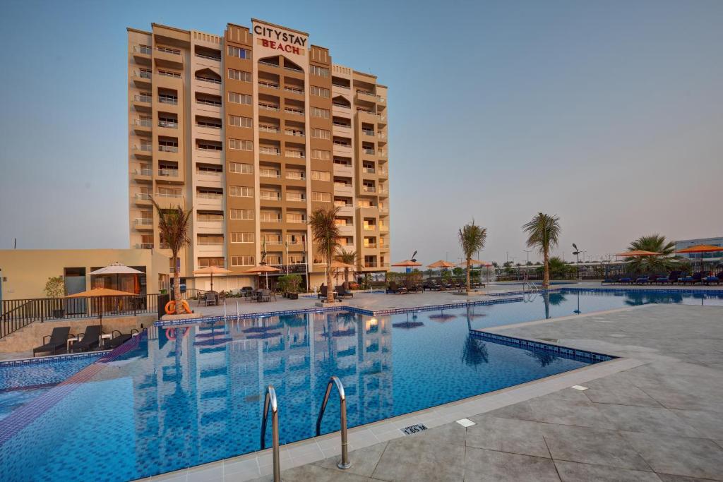 Ras Al Khaimah Beach Escape